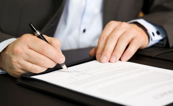 <span style="font-weight: bold; font-style: italic;">DERECHO MERCANTIL </span>